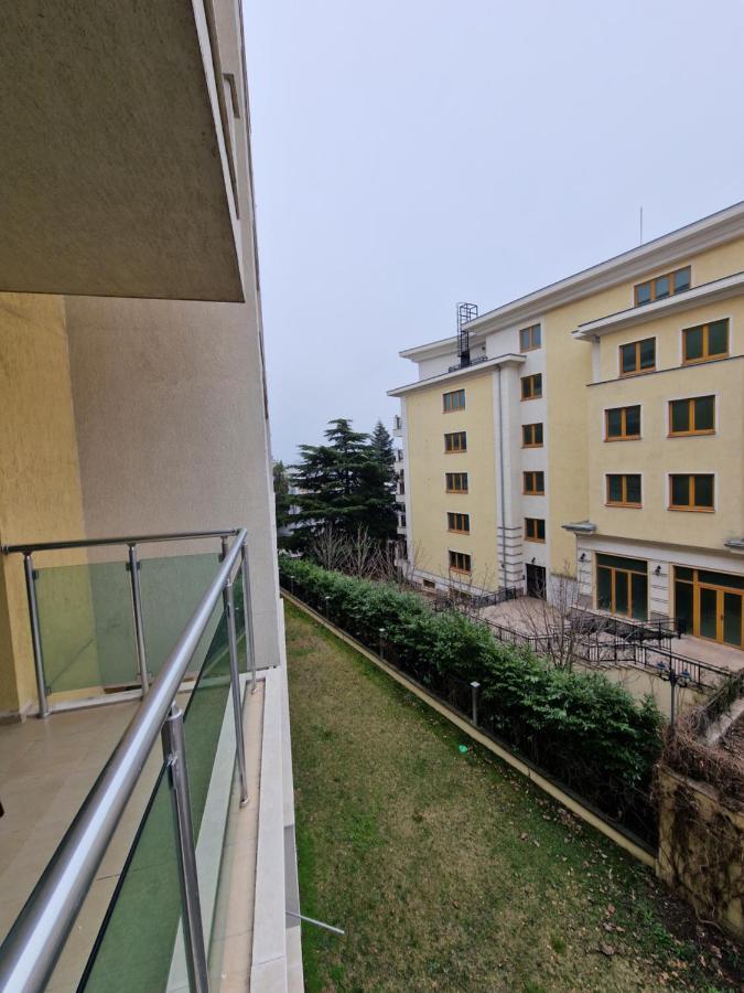 Apartment Mim